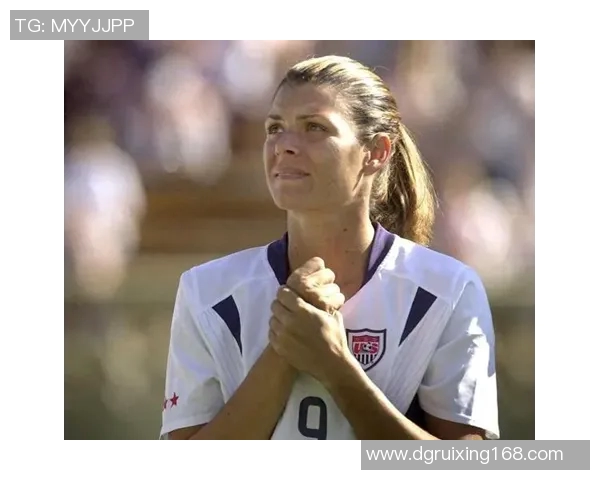 世界足坛最具影响力的女足球星是谁 她的成就与传奇故事揭秘